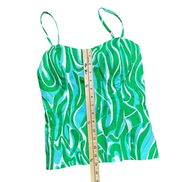 Lilly Pulitzer McCallum Top Size 2 - Picture 5 of 7